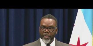 Mayor Turns Cops AGAINST ICE - Issues Direct Order