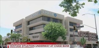 Hostage situation underway at Chase Bank in downtown Bakersfield